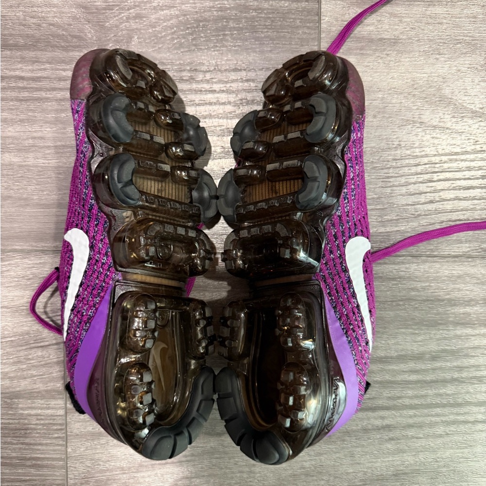 Nike Fuchsia Purple FlyKnit VaporMax Sneakers W8 - Picture 3 of 7